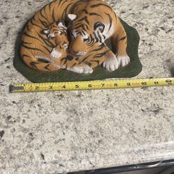 Tiger And Cub Figure 