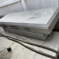 Husky Truck Tool Box (no Key)