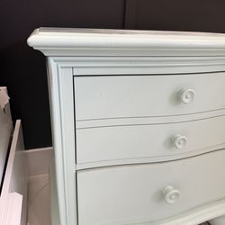 Cindy Crawford Home Seaside Nightstand sage/mint green