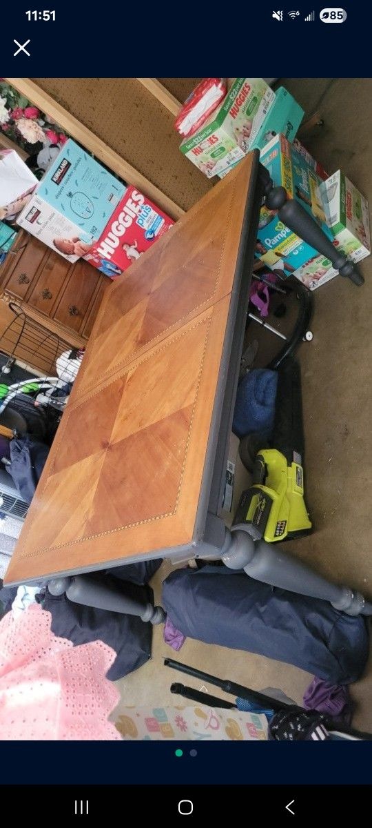 Free Dining Table