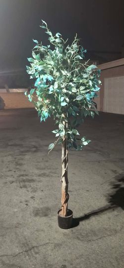 Fake tree
