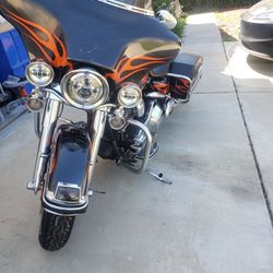 2006 Electra  Glide Ultra CVO