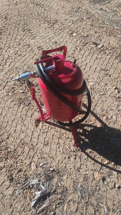 Sand blaster