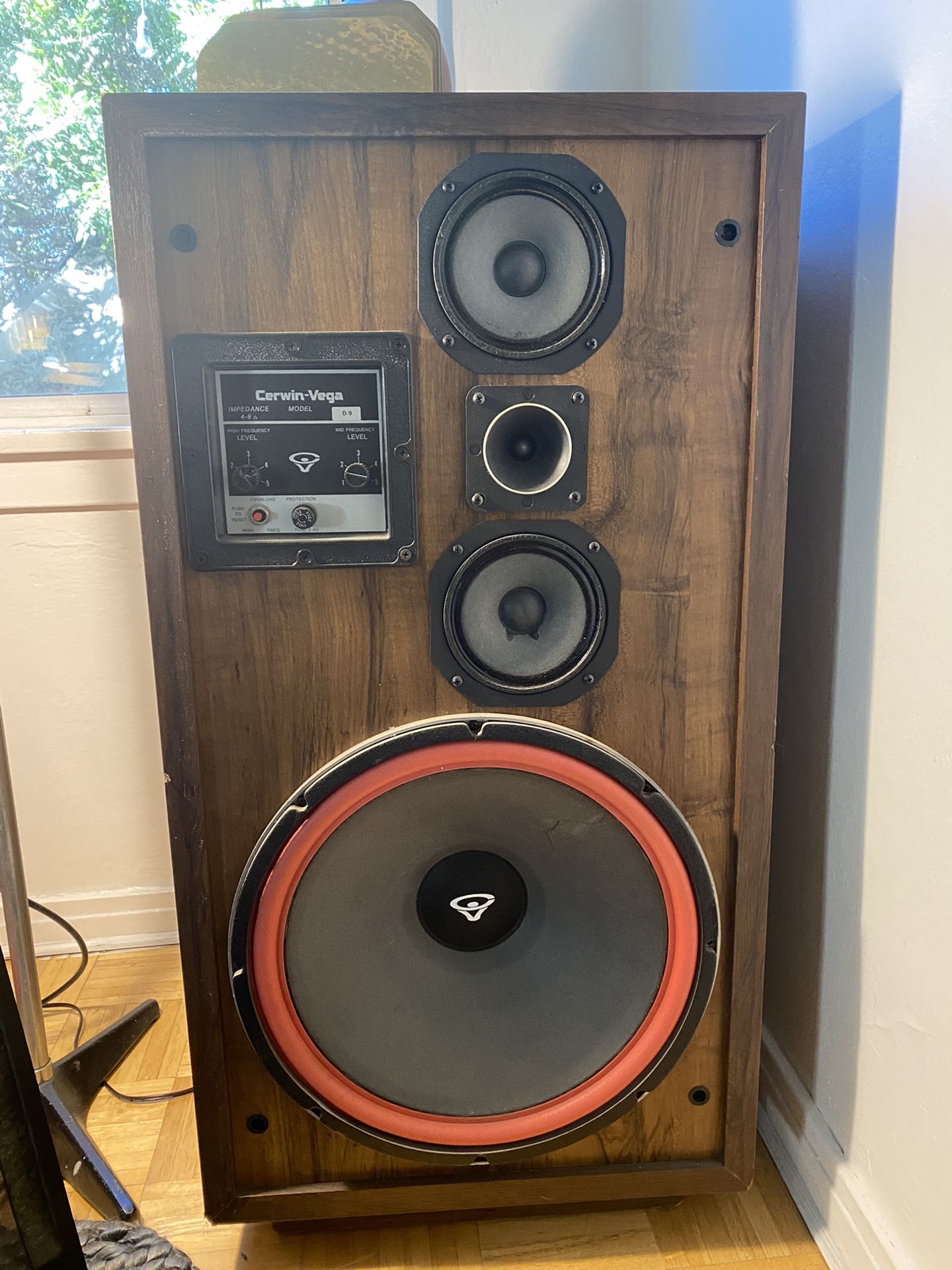 2 Cerwin Vega D9 Large Floor Speakers for Sale in Los Angeles, CA OfferUp