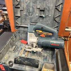 Bosch 1587AVS Corded Electric Too Handle Orbital Jigsaw 