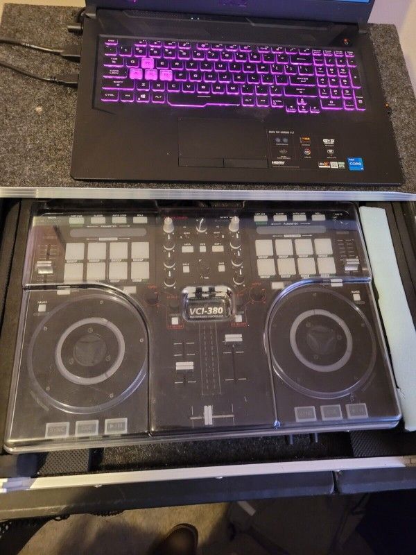 Vestax Vci380 dj controller