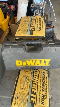 DeWalt saw