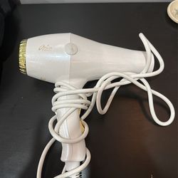 Blow Dryer 