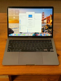 MacBook Pro 13 inch 2022 M2 Excellent Condition.