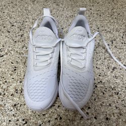 Youth Nike - Size 3.5 