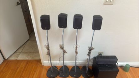 Speaker set
