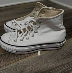 Women’s converse sneakers