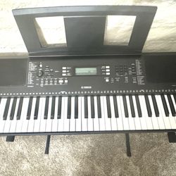 YAMAHA KEYBOARD