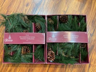 Pair of 9ft Christmas Garlands