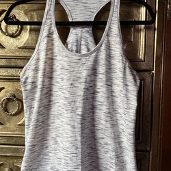 Lululemon Womens blouse size 8