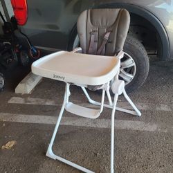 JOOVY NOOK HIGH CHAIR