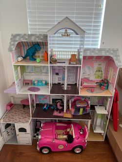 Barbie/doll house