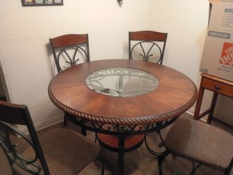 Kitchen table