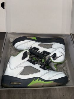 Jordan 5 green bean Sz 10