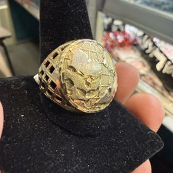 Globe ring 
