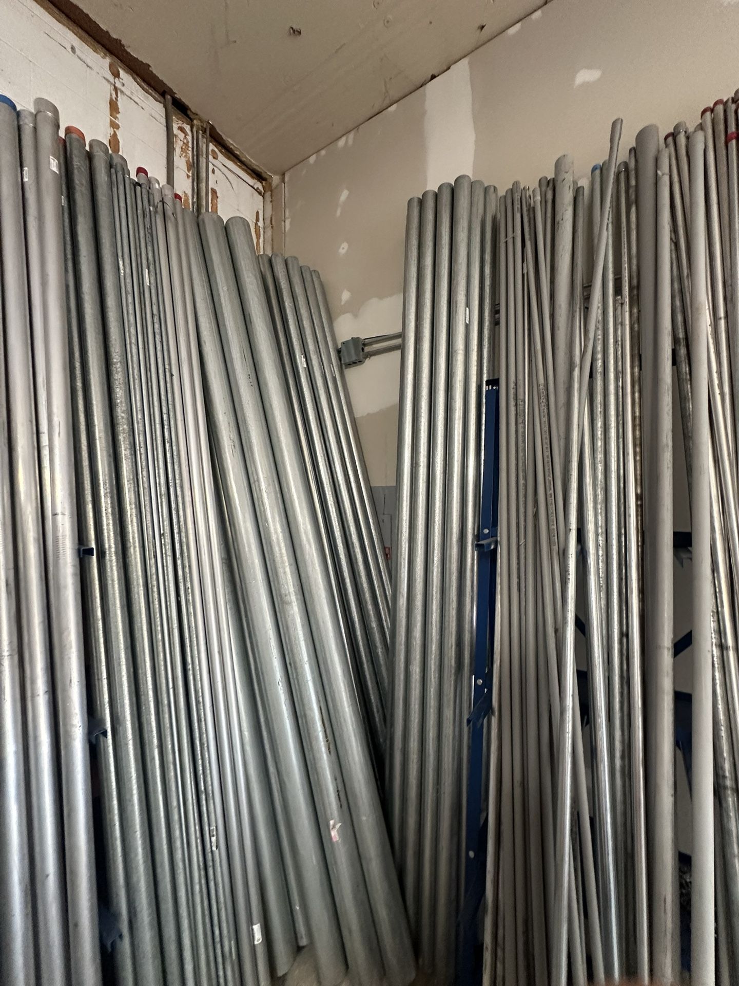 EMT /RIGID/ALUMINUM - CODUIT FROM 1/2"to 4" LOW PRICES
