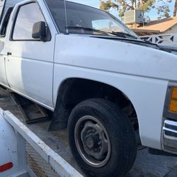 Nissan Hardbody Truck Parts