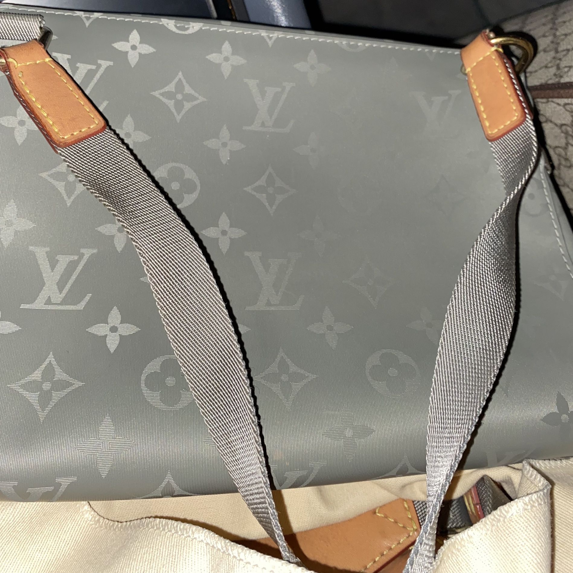 Louis Vuitton Face Mask for Sale in Diamond Bar, CA - OfferUp