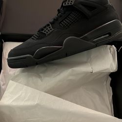Jordan 4 Black Cat Size 9.5