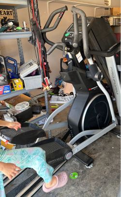 Bow flex  bxe216