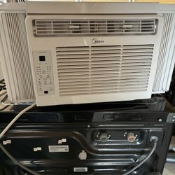 Midea 5000/btu A /c 