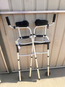Adjustable height walker new