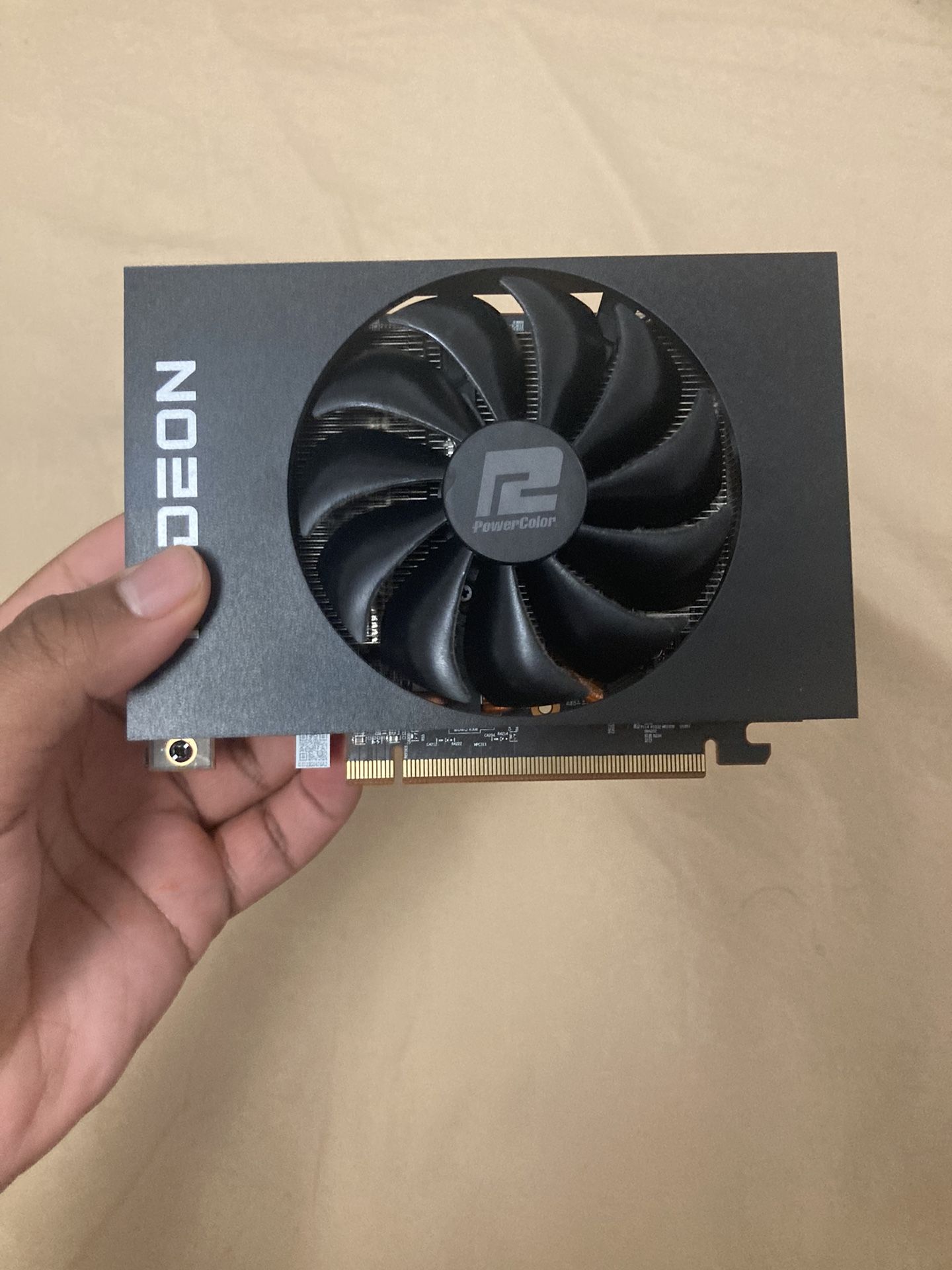 Radeon RX 6500 XT ITX