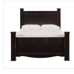 Black Queen PosterBed