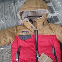 Patagonia 
Baby Reversible Tribbles Hoody
