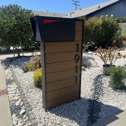 Modern Mailbox