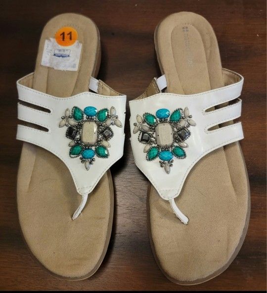 Naturalizer Beaded Sandals 11M White Women's Flat