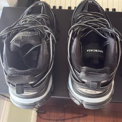 balenciaga tracks