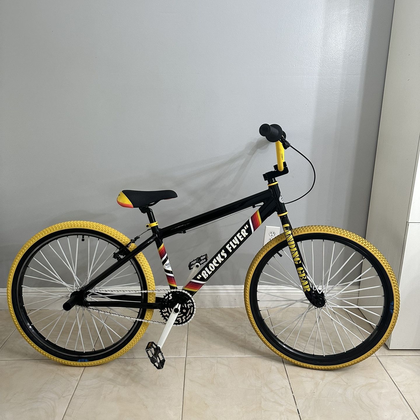 2020 SE Bike 26” Blocks Flyer Excellent Condition for Sale in