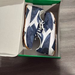 Size 10 Diadora