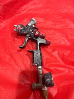 Spectrum HTE Pneumatic Paint Spray Gun with Air Regulator Gauge