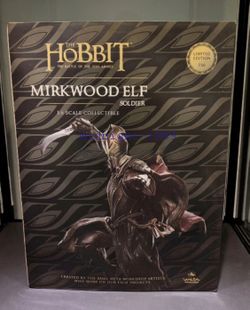 WETA Mirkwood Elf Soldier 1/6 Figure Statue Resin Model Collectible Limited Gift  Adult collector. Very nice condition.   Sword handle tip has break a