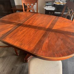 Round Extendable Dining Table Set + 4 Chairs