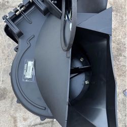 John Deere PowerFlow Blower