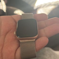 Apple Watch Series 5