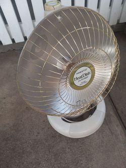 Presto HeatDish Plus Footlight Parabolic Heater