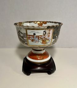 Antique Meiji Period Japanese Kutani Polychrome Porcelain Stem Cup Footed Bowl