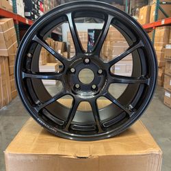 New Set 18” Inch Rays ZE40 18x8.5 5x114.3 +42 Metallic Grey Wheels Rims Set of 4