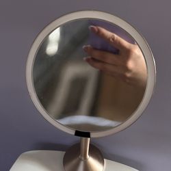 Simple Human Mirror