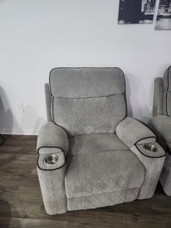 Retractable sofa with chaise longue