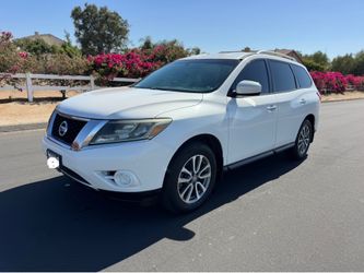 2013 Nissan pathfinder sv